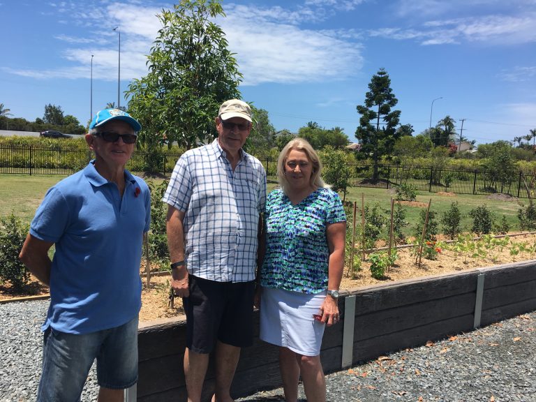 el-gardening-residents-and-di