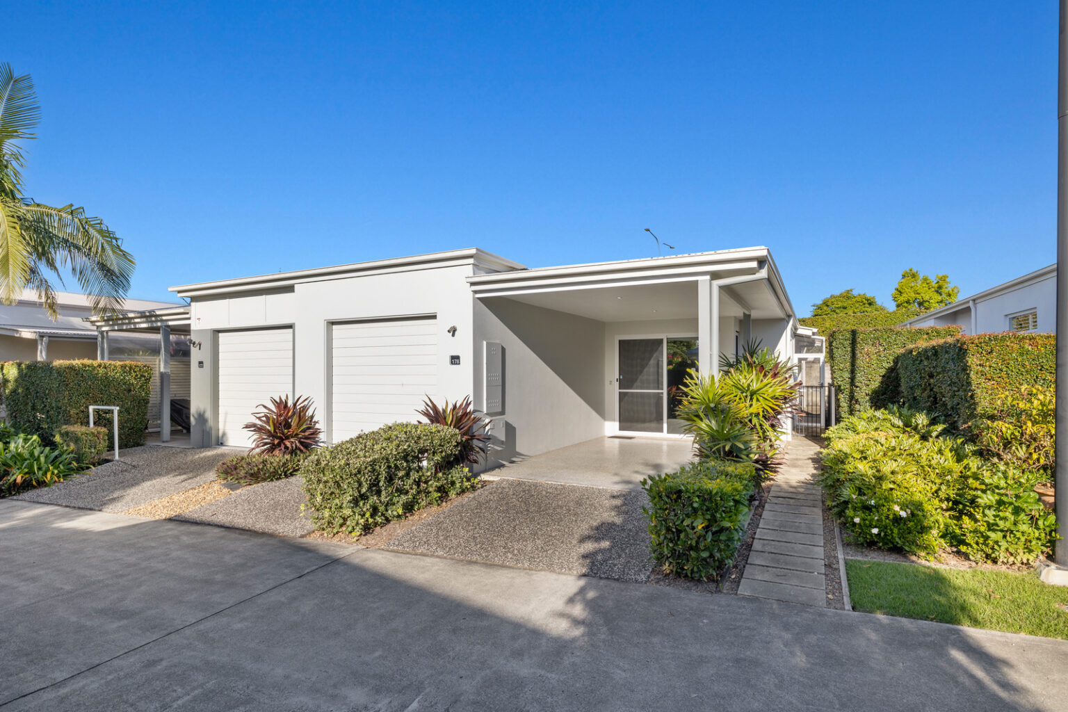 Stunning, Lightfilled Home Seachange